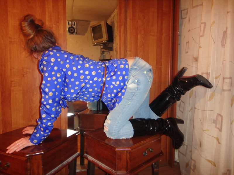 Сладкая кошечка ждёт своего хозяина для игр в постели. Обещаю, ты не пожалеешь! 26740, 23 года